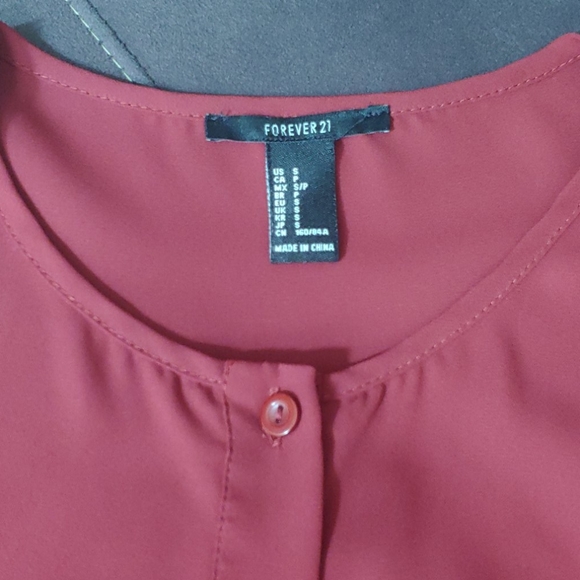 Long sleeve - button down shirt - Picture 2 of 4